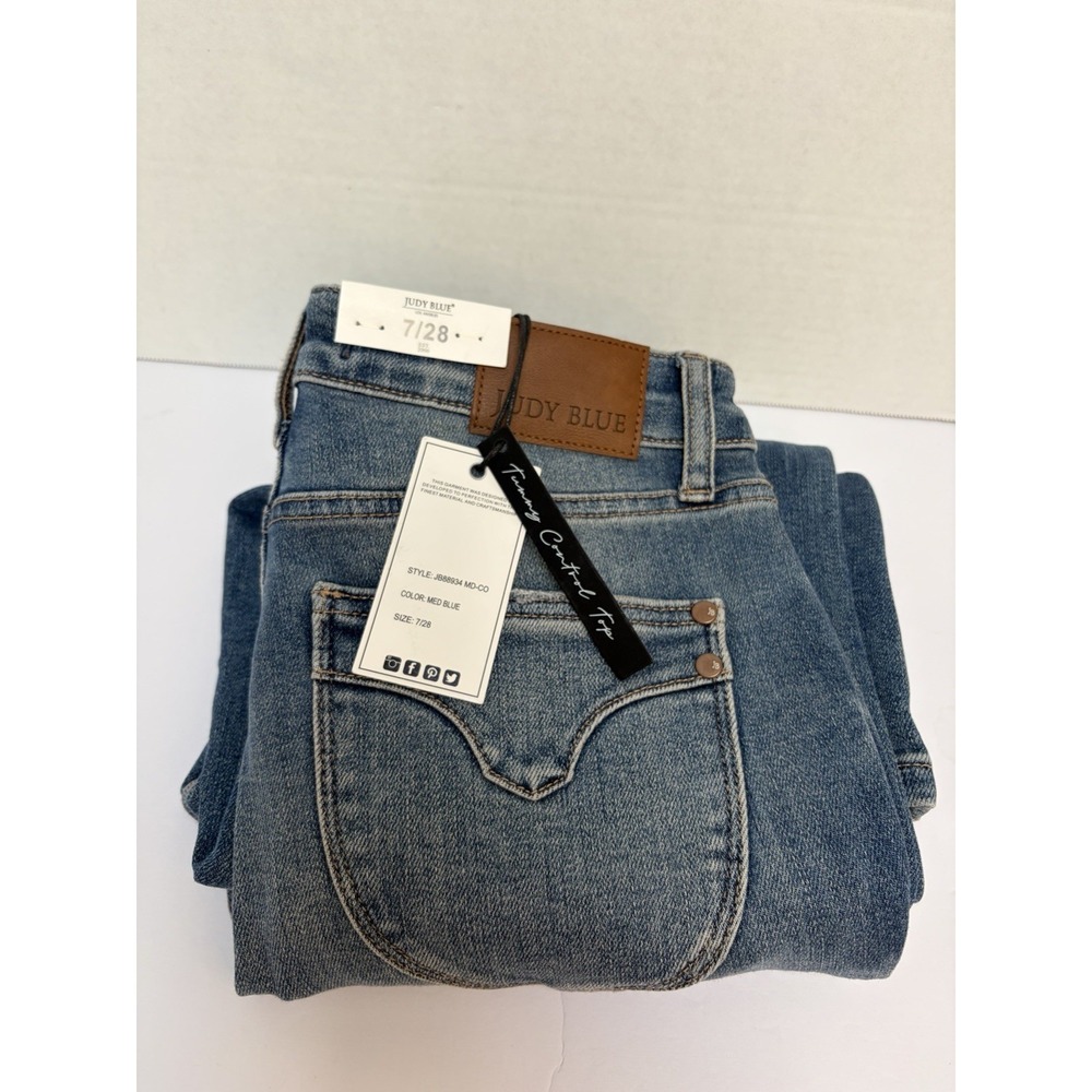 Judy Blue NWT Mid-Rise Tummy Control Flare Denim Jeans Size 7/28 Style #88934